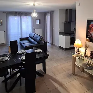 appartement-de-standing-au-centre-de.hotels-rhonealpes.com/
